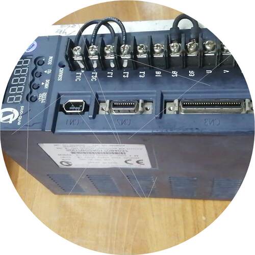 议价ZQS-S2-0D7-B02挚驱伺服驱动器拆机议价