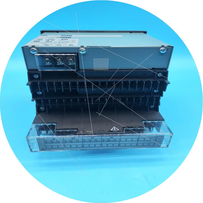 议价YOKOGAWA FX1004-4-3-L无纸记录仪带储存卡当二手转让