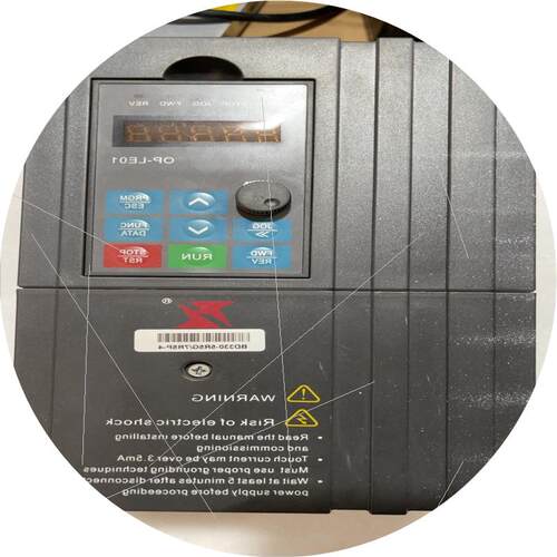 议价富凌变频器BD330-5R5G7R5P-4一台55kw