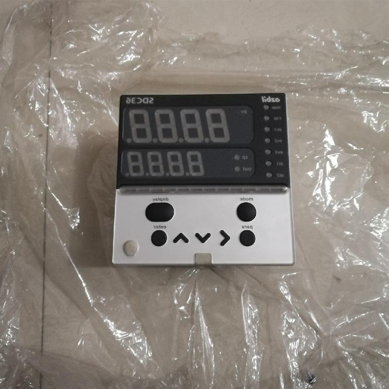 议价SDC36温控器 C36TC0UA11D0 原装正品拆机 实物图  二手