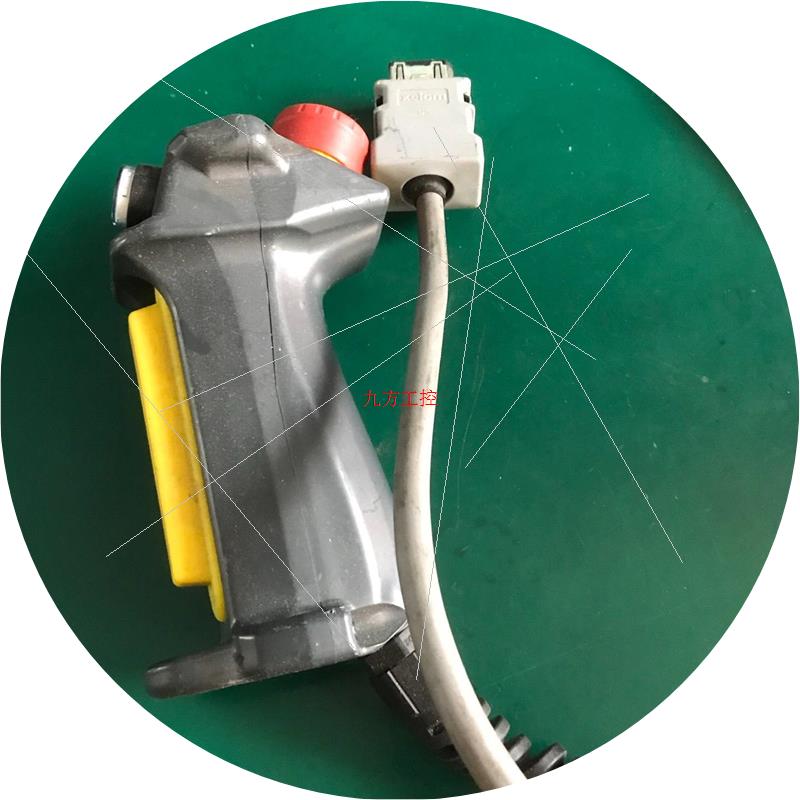 议价IDEC和泉机械手急停手操器HE2G-21SH 成色如图