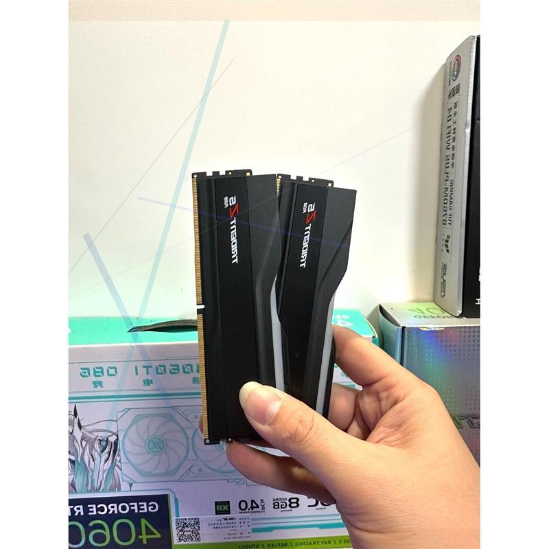 议价EEE》芝奇幻锋戟Z5 DDR5 32G(16*2)6000