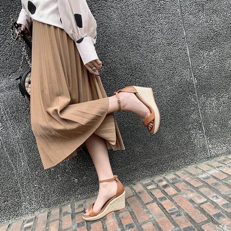 厚底坡跟凉鞋女2026夏新款chic复古罗马女士凉鞋真皮草编高跟女鞋