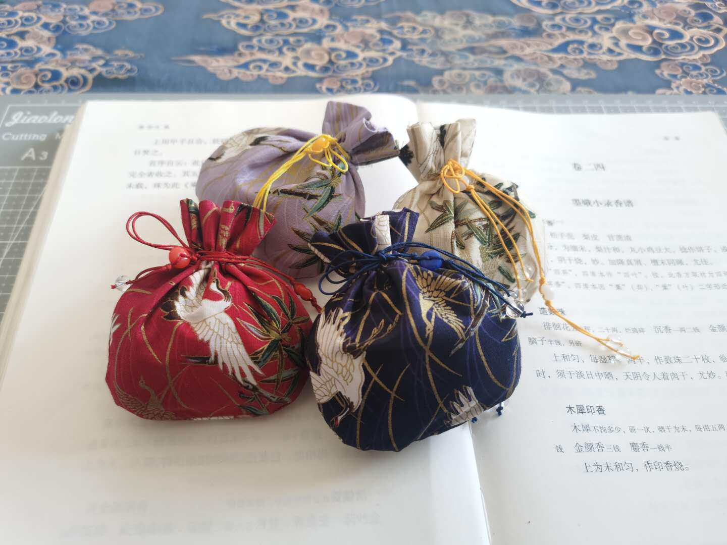 金兰防疫香 |香囊中药香囊防流感防瘟疫苍术随身防感香包避瘟防疫