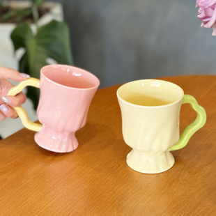 多巴胺杯子高颜值创意陶瓷水杯家用高脚杯马克杯女生办公室咖啡杯