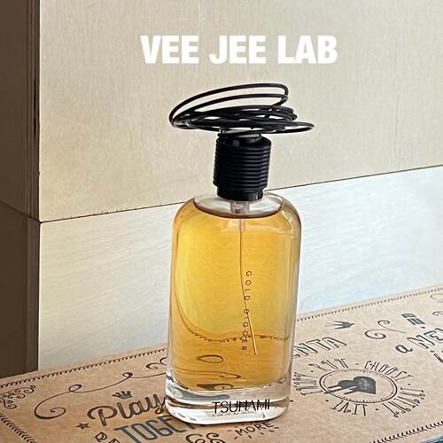 线头香水 偏爱自己独立调香师风生水起资纳幂TSUNAMI中性沙龙香