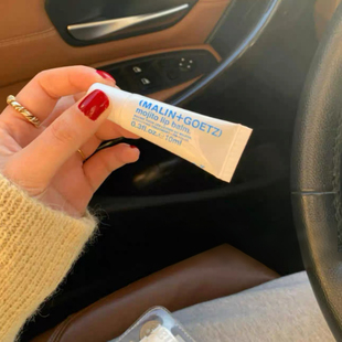 涂抹滋润美国 GOETZ马林狗子嘟嘟唇高保湿 打啵神器润唇膏 MALIN