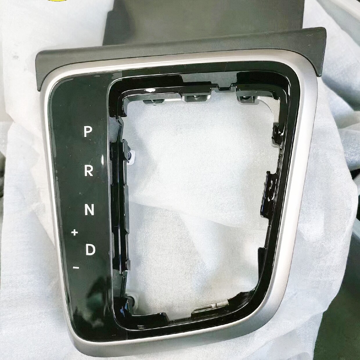 现代悦纳新瑞纳换挡饰板挂档饰板档位显示灯上盖上护板罩P R N D