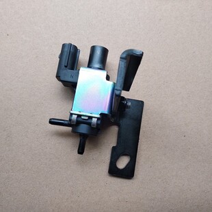 现代领翔全新胜达IX35K5K43智跑KX5进气支管电磁阀真空电磁阀电池