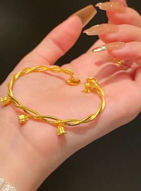新中式风沙金铃兰花手镯