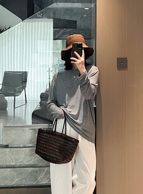弹力慵懒松弛 好看百搭不出错 宽松圆领细条纹显瘦长袖T恤