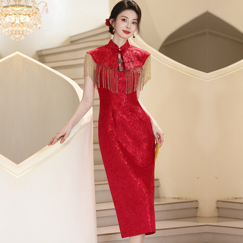 新中式红色流苏披肩旗袍外搭夏季中国风婚礼服新娘敬酒秀禾服订婚