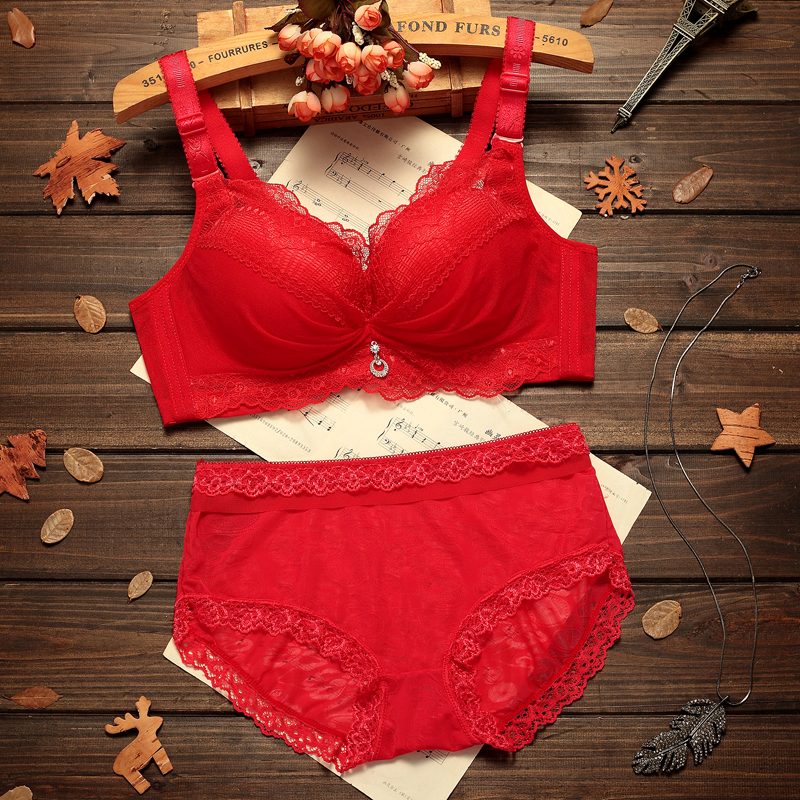 小胸加厚聚拢文胸购买2件送内裤