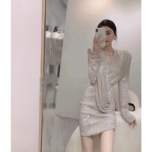 小香风过年连衣裙女冬季2025新款法式闪闪亮片新年战袍年会礼服裙