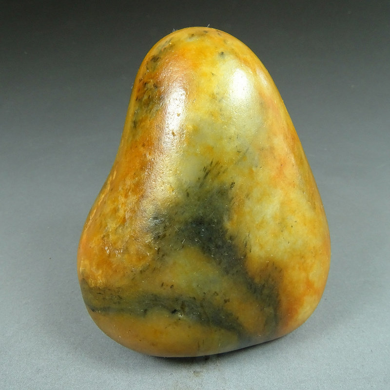 新疆和田玉籽料原石111.5克玉石 原籽原料籽玉双色皮青白玉把件J