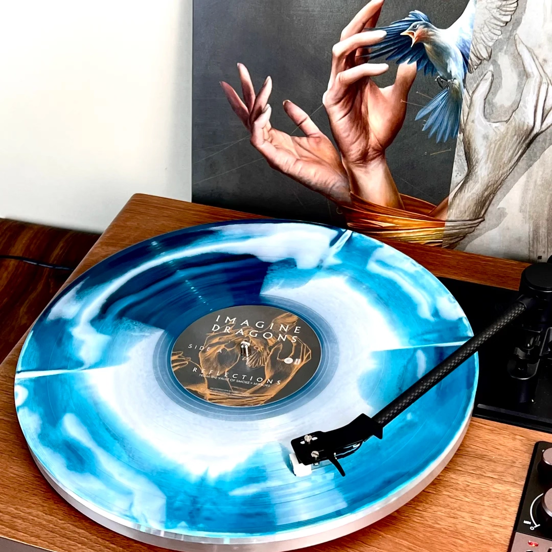 10周年纪念版本，收录14首未公开的珍贵demo