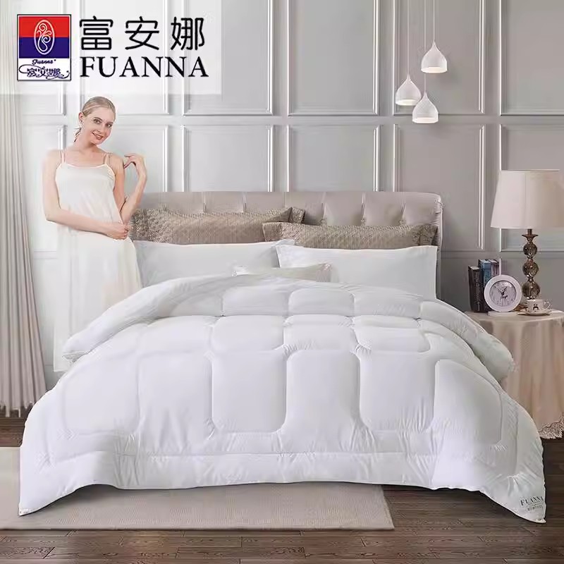 富安娜四季温暖冬厚被米8家纺