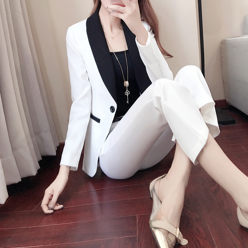 高级感女士职业白色西装套装女