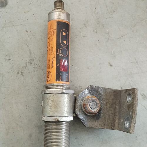 可维修-fm TW7000红外温度传感器，拆机的，功能未知没能力测议价