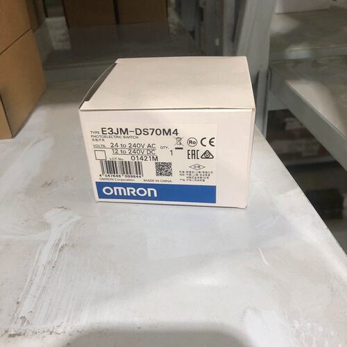 可维修-欧姆龙光电传感器 E3JM-DS70M4议价