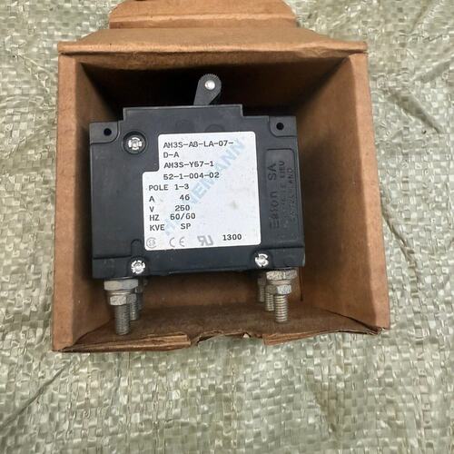 可维修-伊顿AM3S-A8-LA-07断路器，230V 46A三极，议价