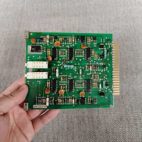 可维修-JRCS DA-L224B，拆船件，功能好坏不详，成色如图，议价