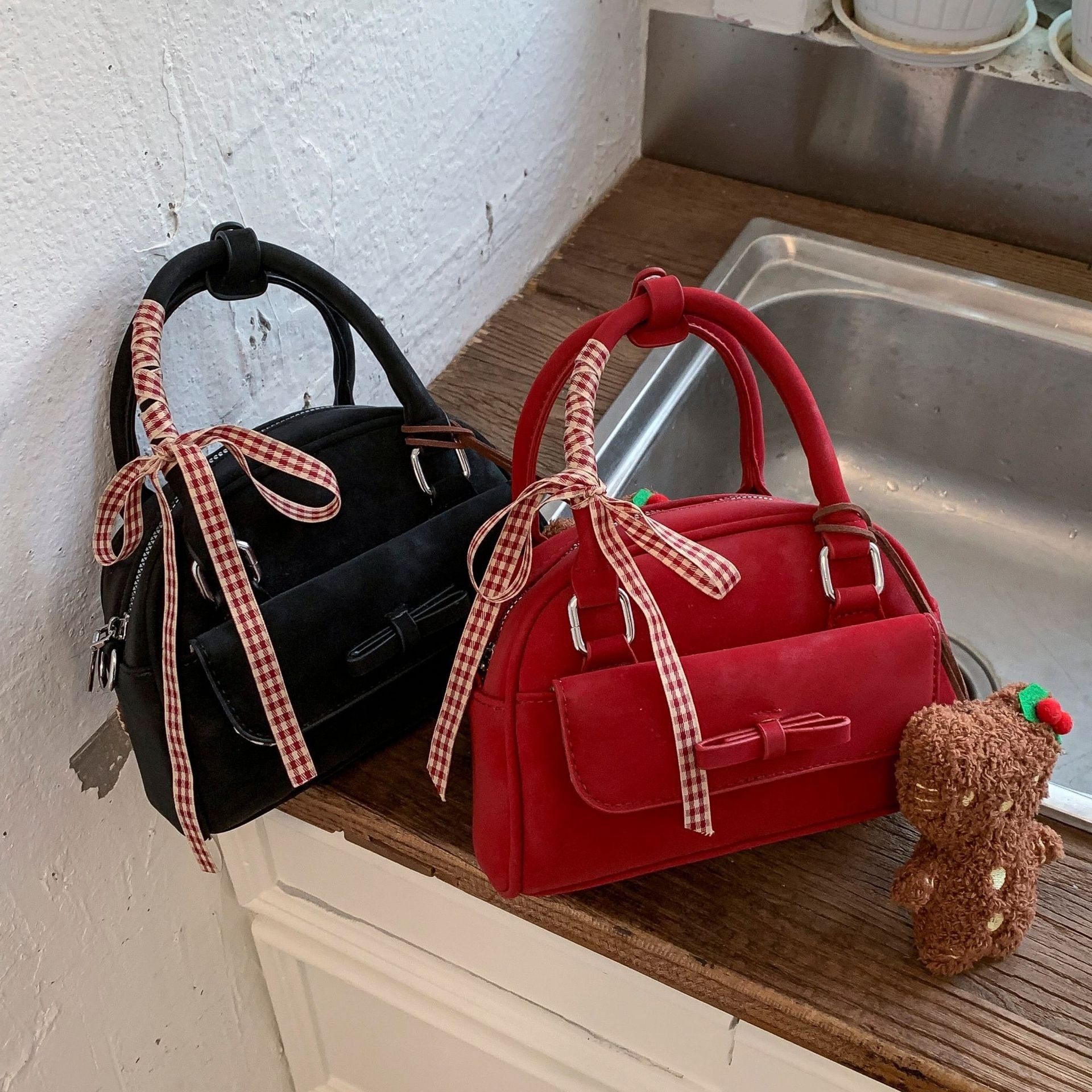 超火小众红色包包女2026新款时尚百搭斜挎包通勤手提包外出小拎包,箱包皮具/热销女包/男包,胸包,淘宝优惠券,粉丝福利购,淘宝优惠卷