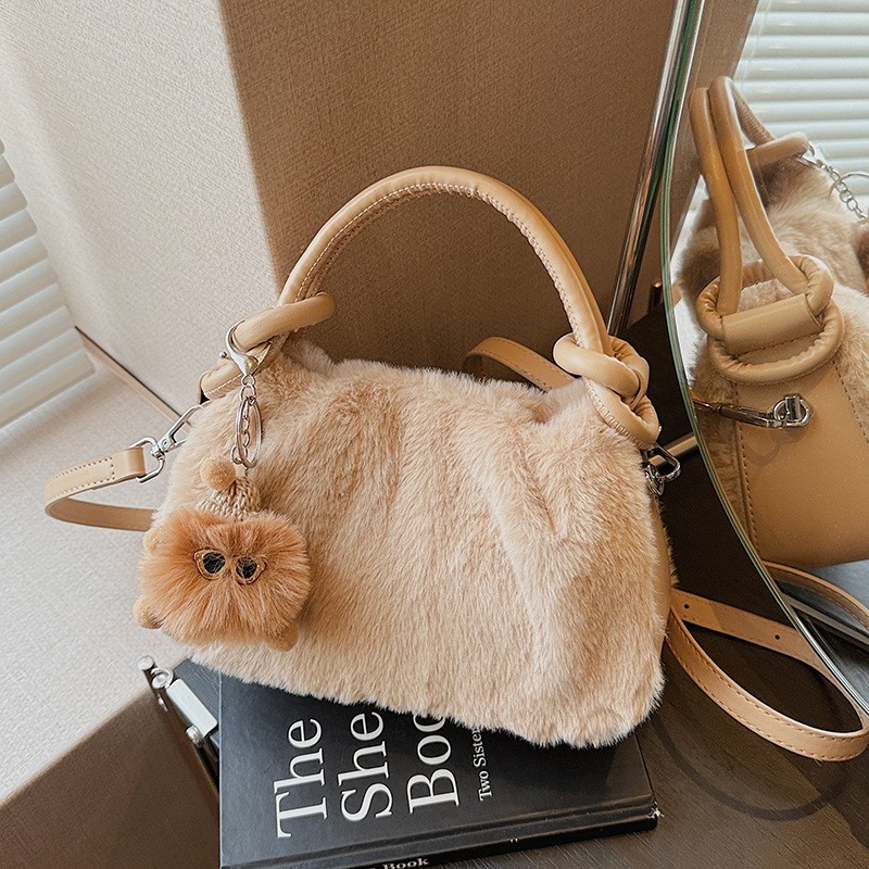 百搭毛绒简约精致斜挎高级