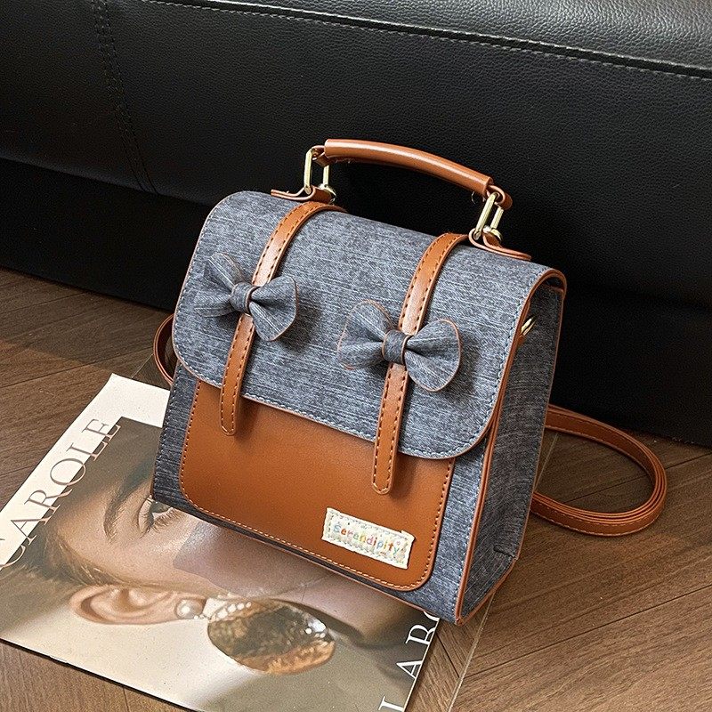 休闲时尚撞色女双肩包2025新款洋气学生出游小书包高级感背包,箱包皮具/热销女包/男包,胸包,淘宝优惠券,粉丝福利购,淘宝优惠卷