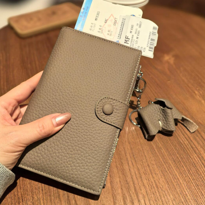 真皮多功能护照夹卡包一体