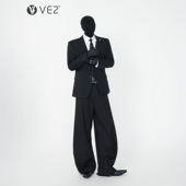 VE2 质感挺括正肩金属领针西服外套男直角肩垫肩收腰休闲西装 上衣