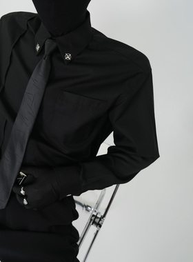 VE2 褶皱设计感质感正肩长袖衬衫男高级感领针装饰免打结领带衬衣