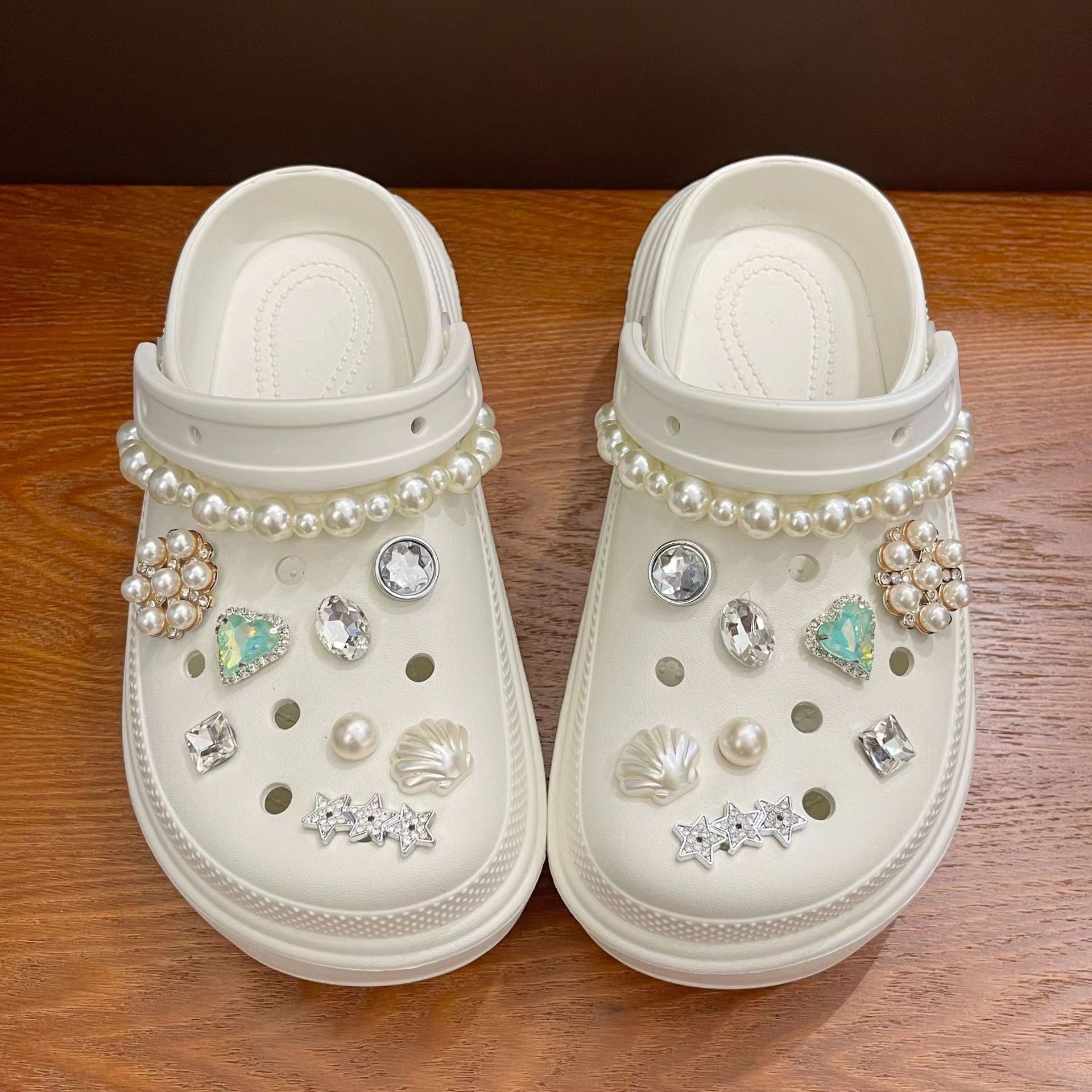 洞洞鞋配饰高级感珍珠链条crocs鞋花鞋扣配饰玻璃钻仙女可拆卸
