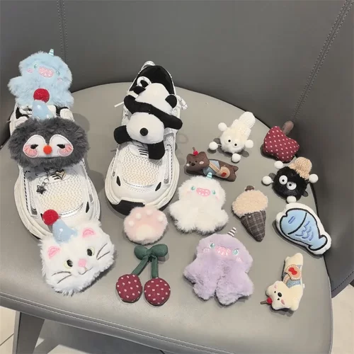 秋冬毛绒鞋带扣立体布艺卡通苹果狗狗企鹅樱桃鞋花马丁靴勃肯装饰