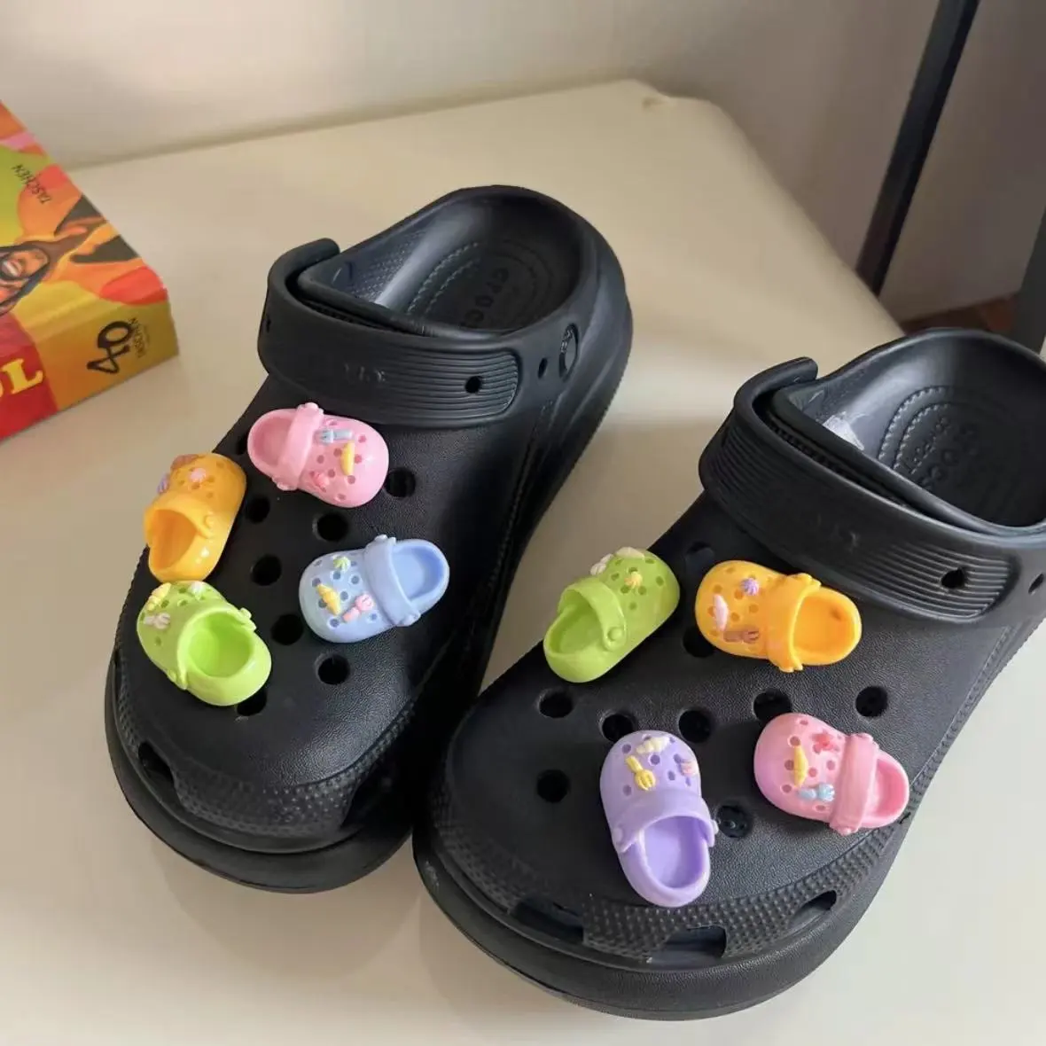 可爱彩色迷你洞洞鞋鞋扣diy卡通可拆卸鞋花配件装饰适配cro