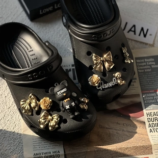 洞洞鞋配饰diy黑色小熊鞋花金色玫瑰领结适配卡洛驰装饰鞋扣