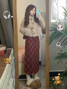 深冬装搭配一整套小香风韩剧女主穿搭减龄绿色毛衣半身裙两件套女