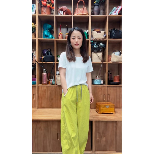 26新款衣服链接  26503莱赛尔柔垂明线休闲裤
