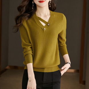 洋气心机V领针织衫 时尚 胖MM宽松显瘦打底上衣2024年秋冬新款 大码