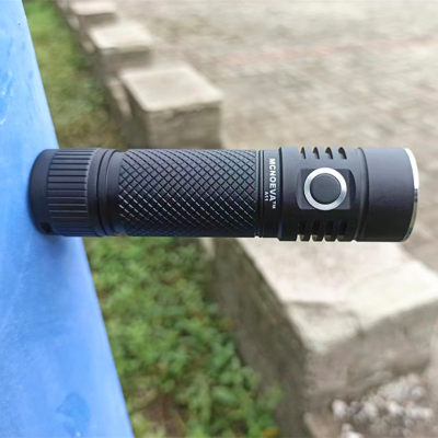 麦奈A11 一体仓21700户外LED强光USB充电手电筒SST/SFT40磁吸便携