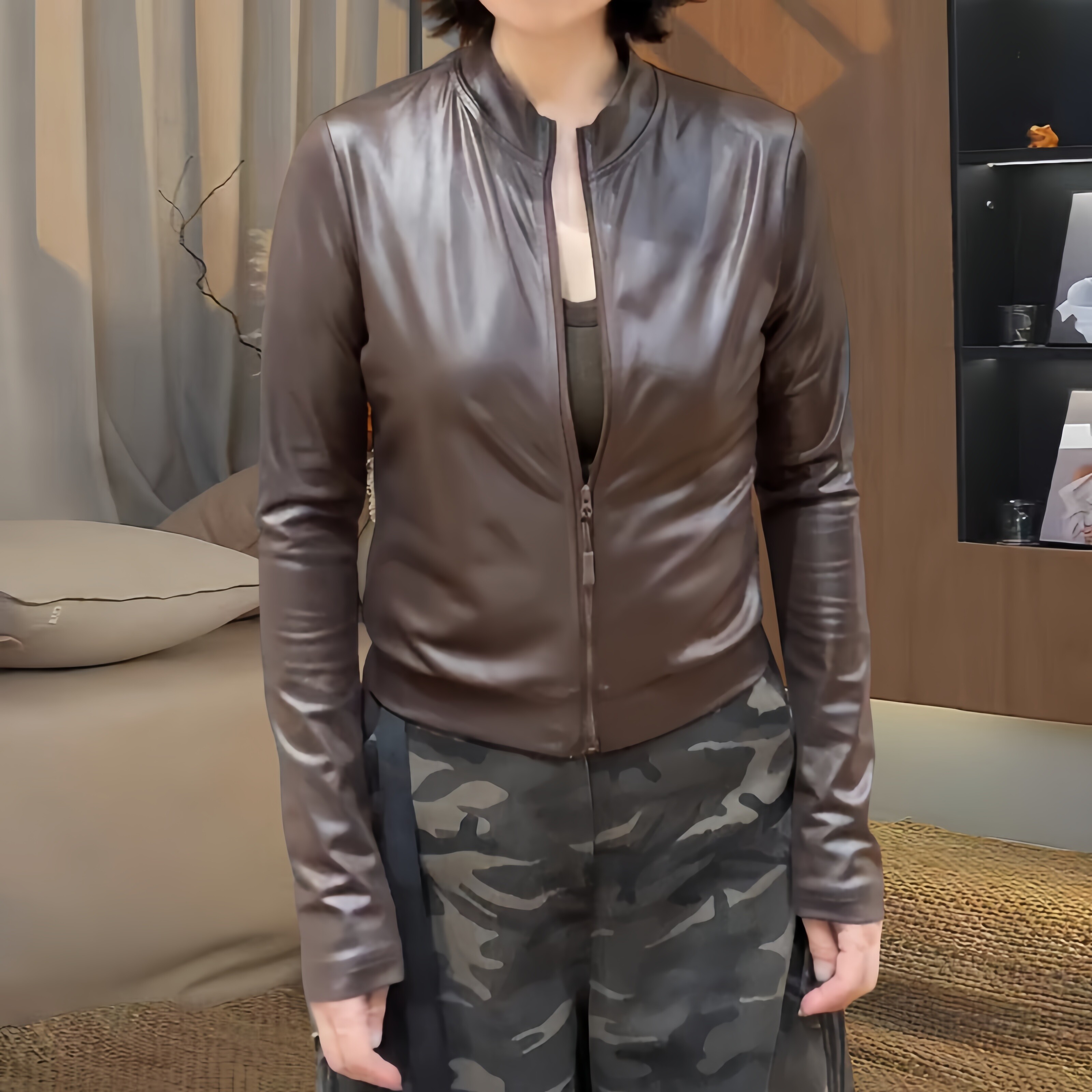 时尚休闲风显瘦百搭外套女秋季新款小众洋气拉链设计长袖开衫上衣