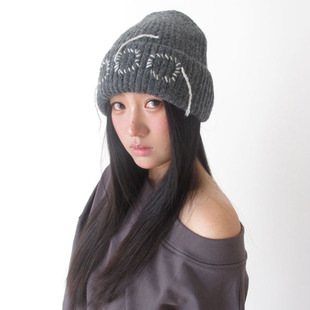 韩系加厚针织包头帽女2024秋冬新款 显脸小保暖护耳毛线帽防寒灰色