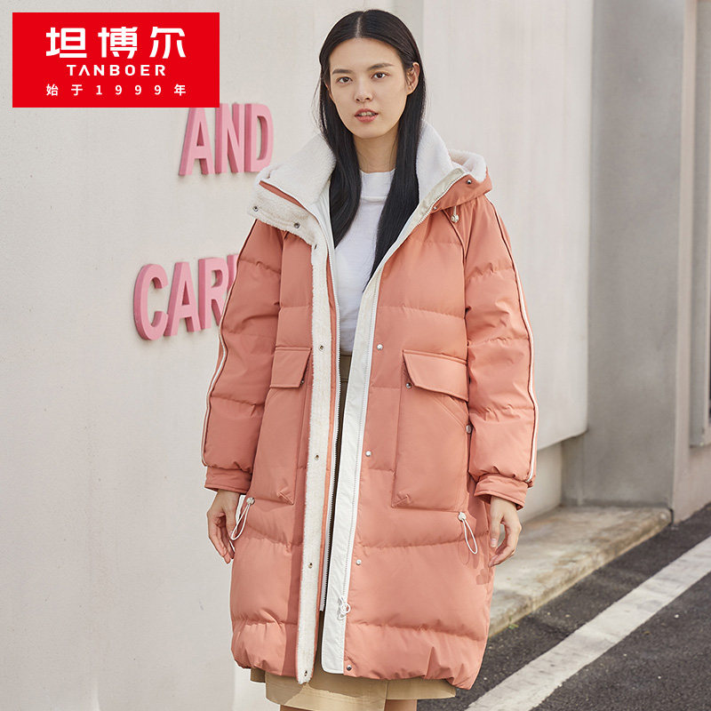 坦博尔中长款羽绒服女羊羔绒拼接冬季加厚保暖流行外套断码清仓怎么看?