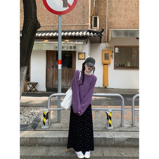 日本offcat慵懒秋冬氛围感紫色毛衣+A字小碎花半身裙两件套装