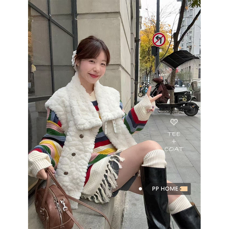 日本offcat白色羊羔绒保暖叠穿马甲外套女秋冬流苏彩虹条纹毛衣两