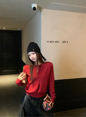 日本offcat设计感纽扣圆领红色毛衣女秋季别致气质长袖针织衫百搭