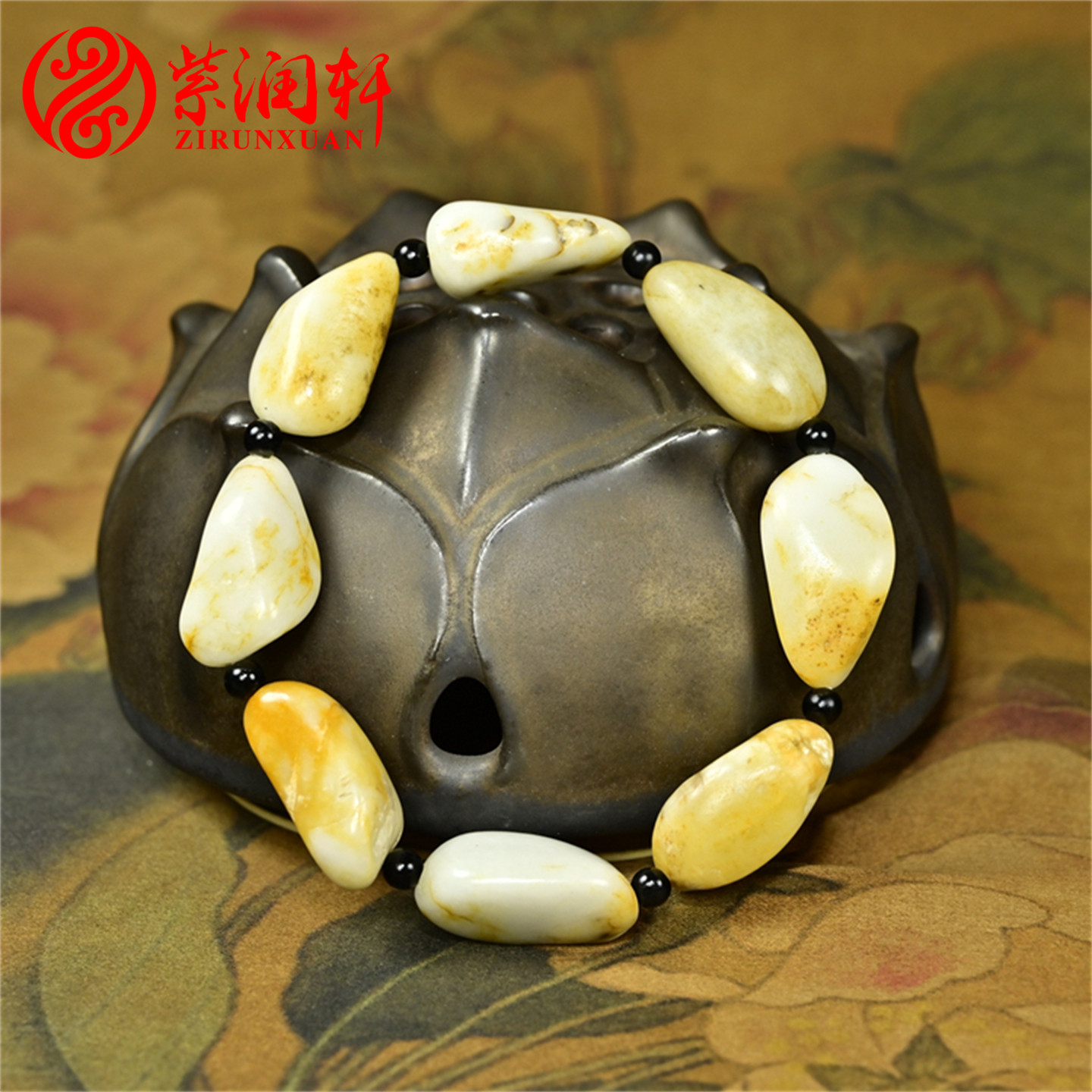 和田玉鸡骨白籽料手链独籽洒金皮