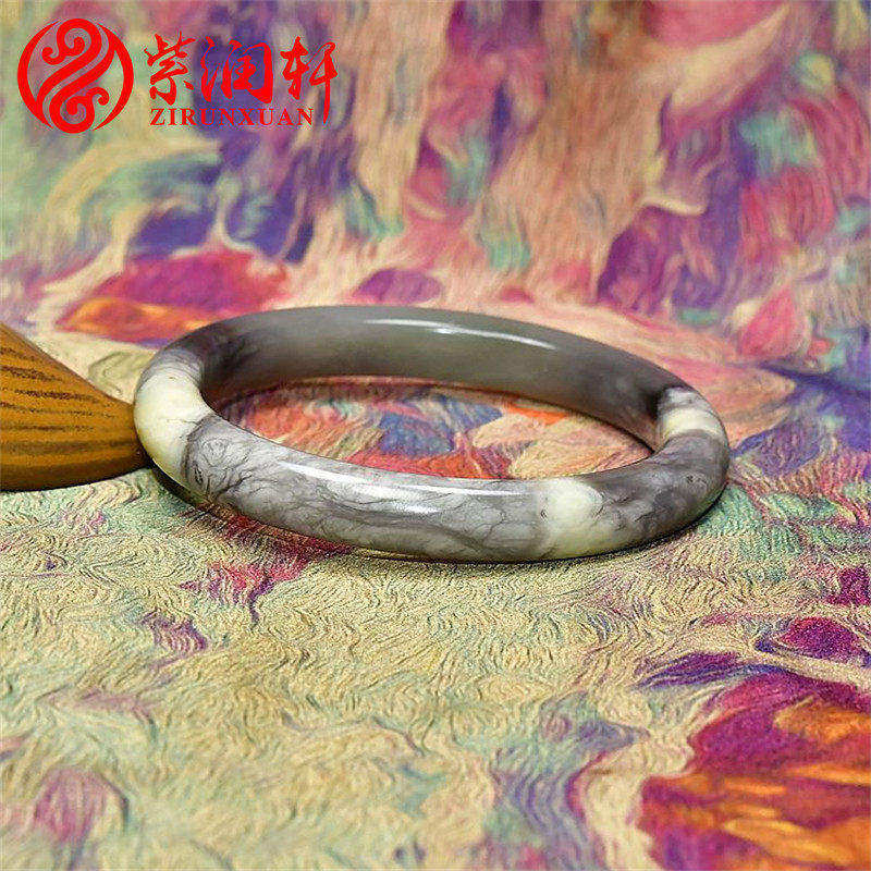 已结缘青海料和田玉手镯烟紫色烟白色三色俏色60 5MM哑光收藏级
