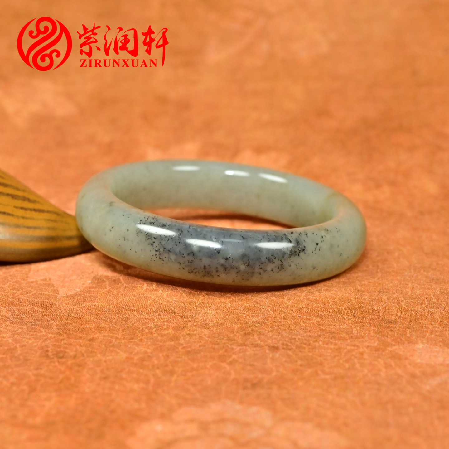紫润轩新疆和田玉青白青花籽料手镯51MM飘糖水墨意境哑光小圈收藏