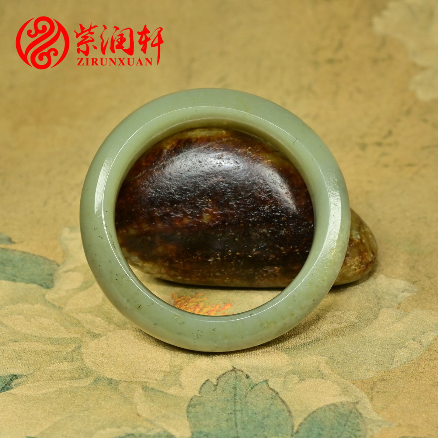 紫润轩新疆和田玉青白玉满皮籽料手镯飘青花俏色随形54 5MM传家级